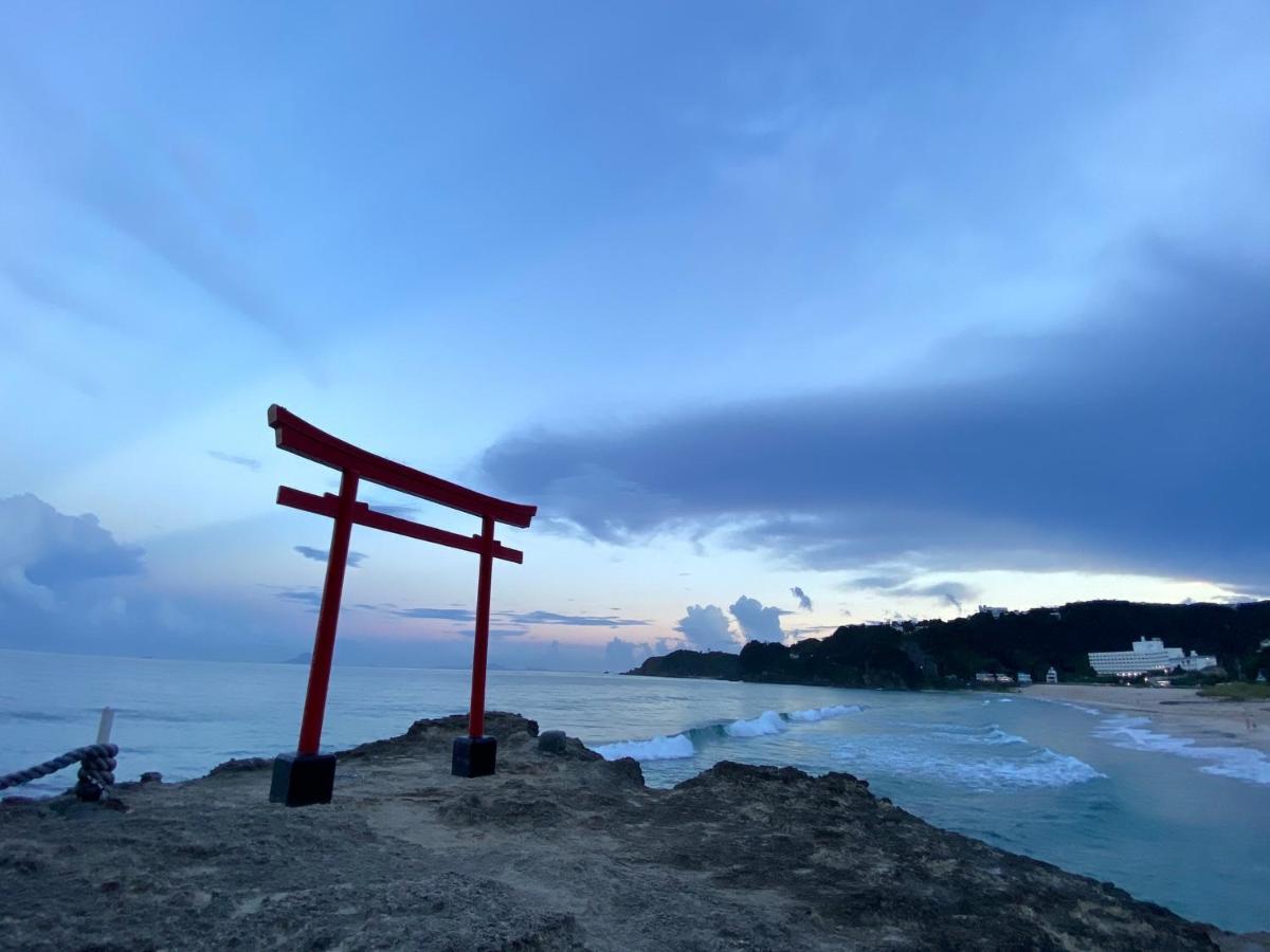 Kurofune Hotel Shimoda  Buitenkant foto