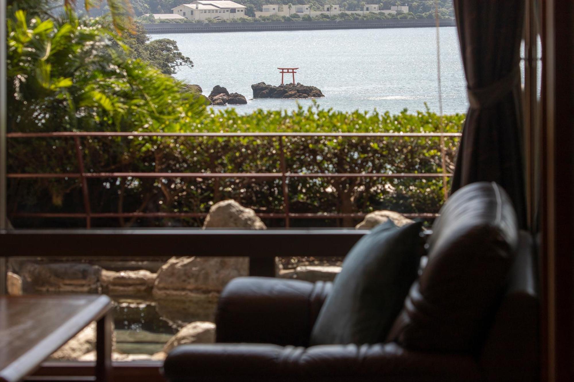 Kurofune Hotel Shimoda  Buitenkant foto